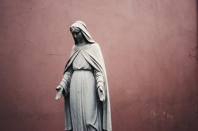 An image of a statue of the Blessed Virgin Mary